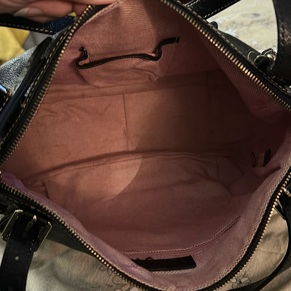 Dooney & Bourke Black Pebbled Leather Shoulder Bag - Picture 6 of 8